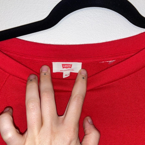Levi’s red fringe sweatshirt size M - Picture 3 of 7